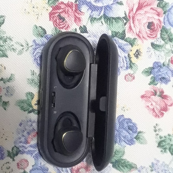 Bluetooth - Picture 2 of 5